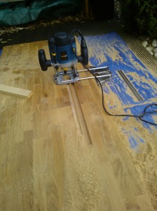 Jointing a solid wood worksurface